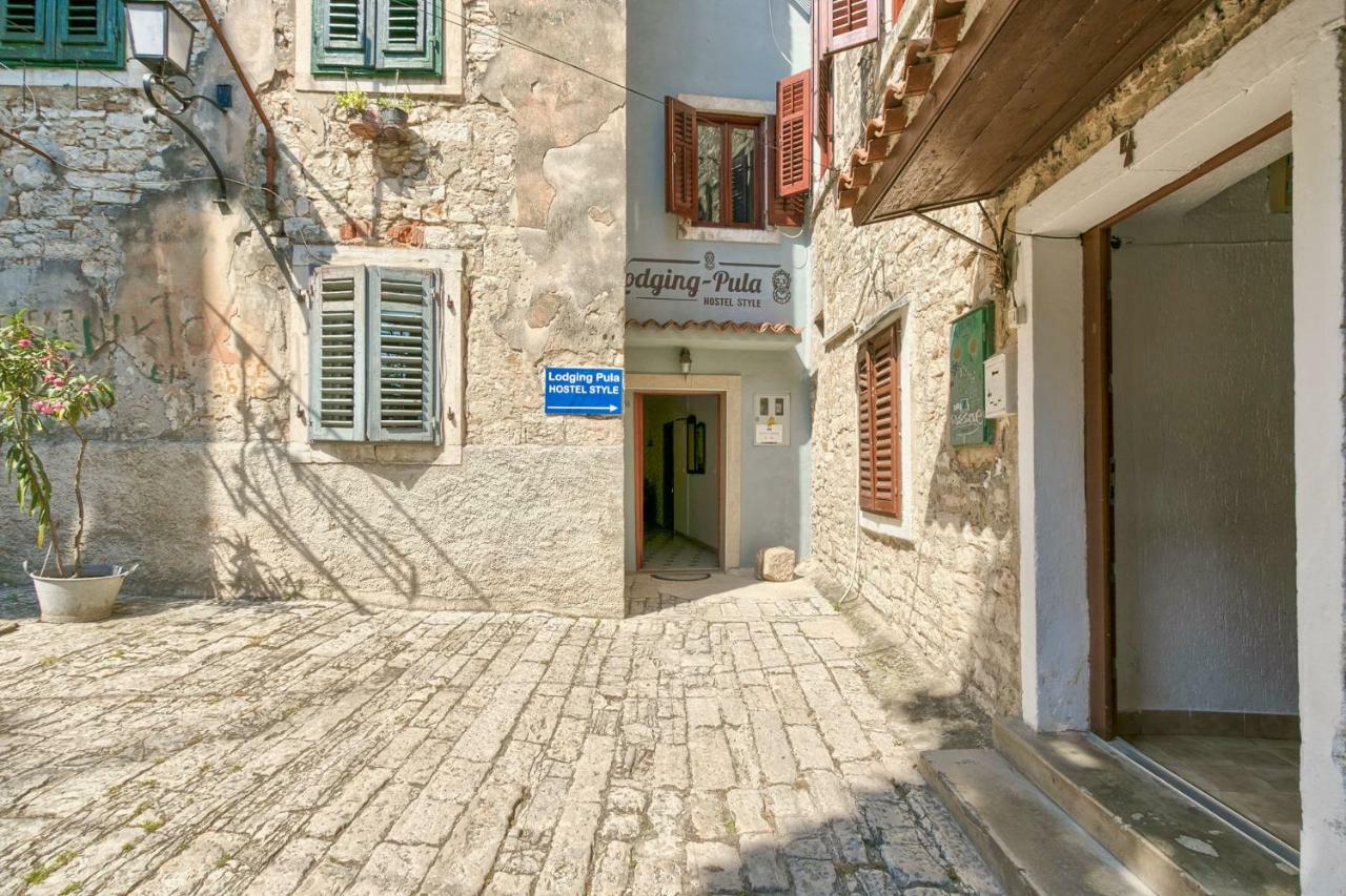 Old Town Apartments In City Center Póla Kültér fotó